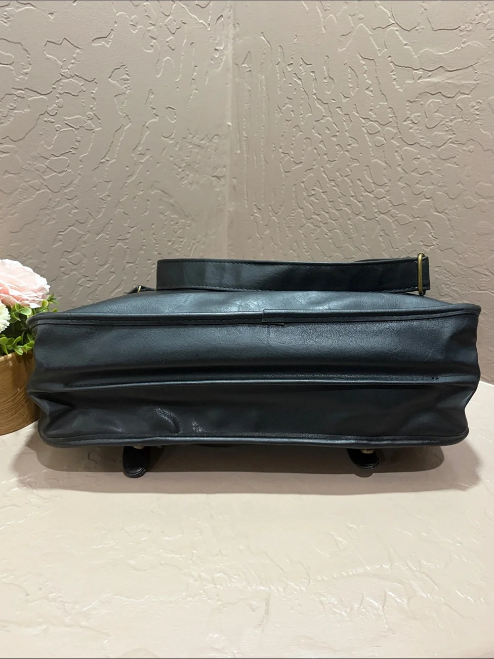 Classic Black Durahide Leather Briefcase Shoulder Strap Buckle Zip Organizer